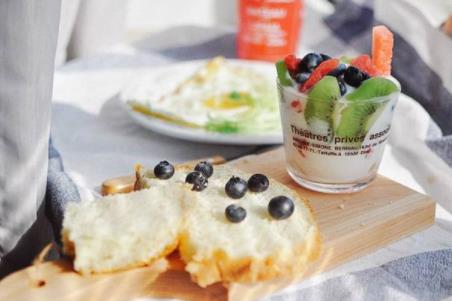 1560753328737673.jpg rew.jpg