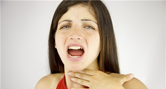 一直打嗝不停是怎么回事 打嗝不止有可能是某些疾病的预兆