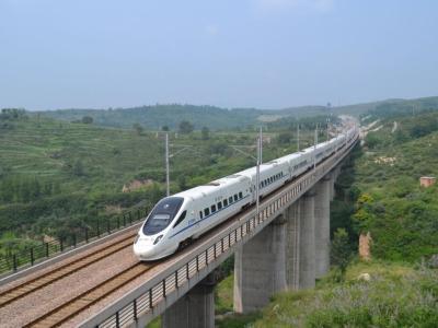 广东至福建规划的“双龙”高铁,共设11站